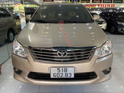 Xe Toyota Innova 2.0E 2013