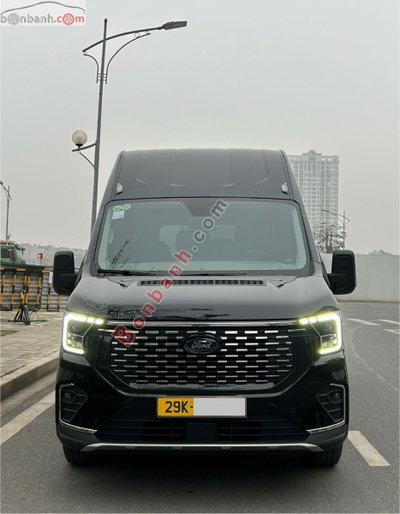 Xe Ford Transit Premium 2024