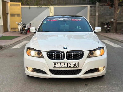 BMW320i số tự động