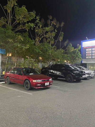 Honda Accord 1992 2.2 MT - 123456 km