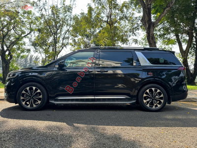 Xe Kia Carnival Signature 2.2D 2022
