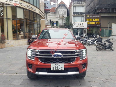 Xe Ford Everest Titanium 2.0L 4x2 AT 2022