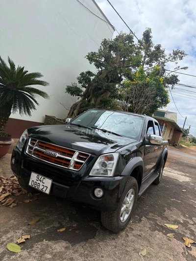 Isuzu Dmax 2009 - 199000 km