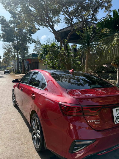 Kia Cerato 2021 2.0 AT PREMIUM - 65000 km