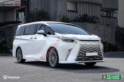 Xe Lexus LM 500h 2024