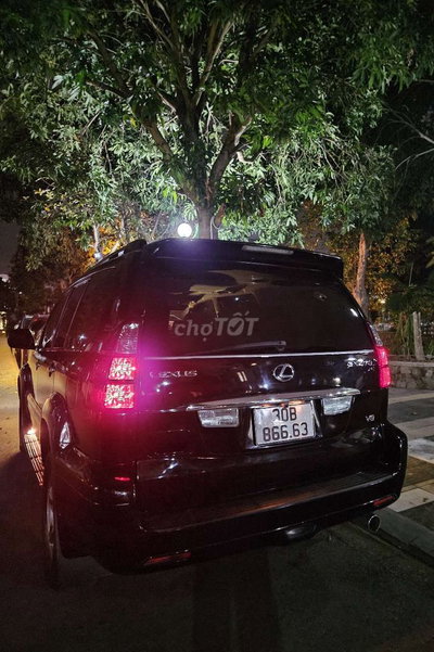 Lexus GX470 Đen 7 chỗ