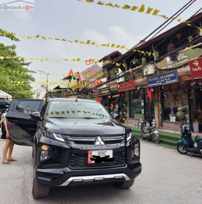 Xe Mitsubishi Triton Athlete 4x4 AT Mivec 2021