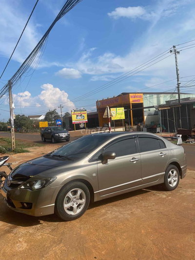 Honda Civic 2010 1.8 Vàng cát