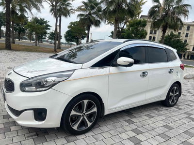 Kia Rondo 7 chỗ 2016 tự động máy dầu