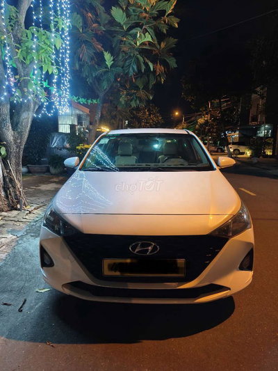 Hyundai Accent 2021 Base Trắng