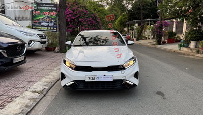 Xe Kia K3 Luxury 1.6 AT 2024