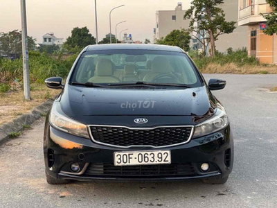 Kia Cerato 2018 1.6 MT