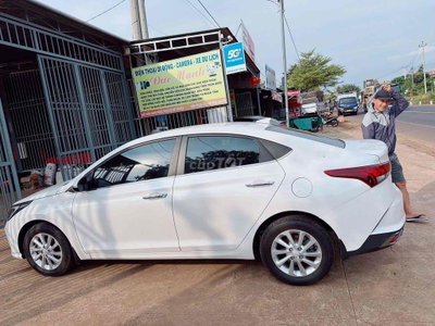 Hyundai Accent 2022 Trắng