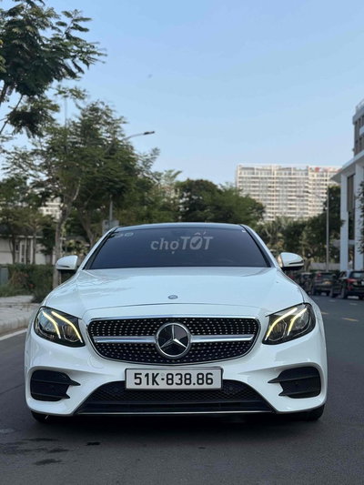Mercedes-Benz E300 AMG 2017 Trắng