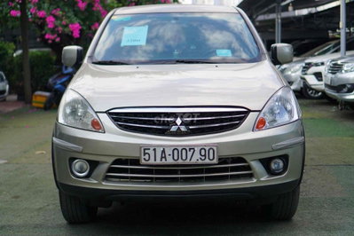 Mitsubishi Zinger 2010 Vàng cát