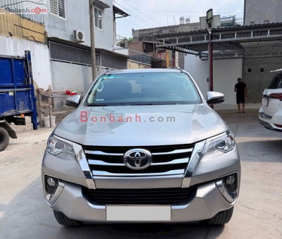 Xe Toyota Fortuner 2.7V 4x2 AT 2019