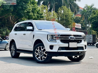 Xe Ford Everest Titanium 2.0L 4x2 AT 2025
