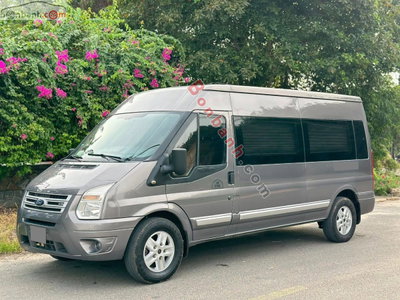 Xe Ford Transit Limousine 2017