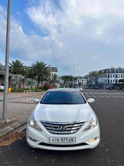 Hyundai Sonata 2010 AT Trắng