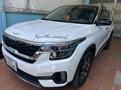 Em bán Kia Seltos Premium 2022 - 55000 km