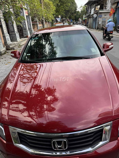 Honda Accord 2011 - 140000 km