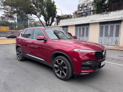 VinFast Lux SA Premium Đỏ 93338 km