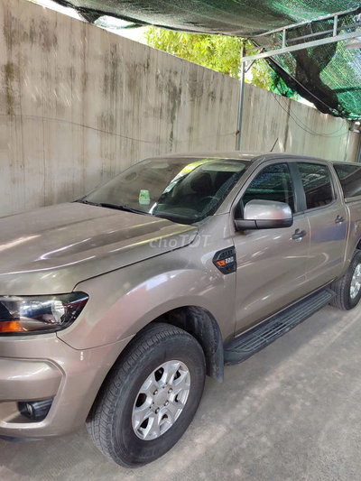 Cần bán xe ford ranger máy dầu số sàn đời 2018 xls