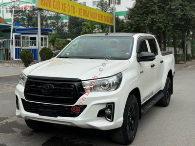 Xe Toyota Hilux 2.4E 4x2 AT 2018