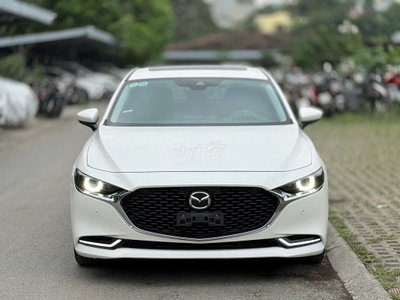 Mazda 3 1.5L Premium 2025 Trắng - Lướt 10,000 Km