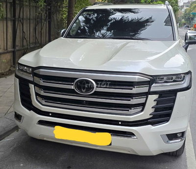 LC300 2025 siêu lướt 9900km đã lên bodykit