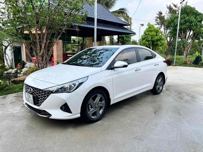 Hyundai Accent Full cửa nóc Trắng