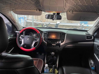 Mitsubishi Pajero Sport 2018 Đen