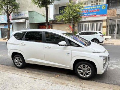 Hyundai Stargazer 1.5 Tự Động đăng ký 2023 sx 2022