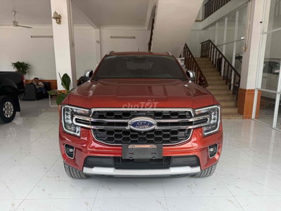 Ford Everest 2023 Titan 1 cầu Cam