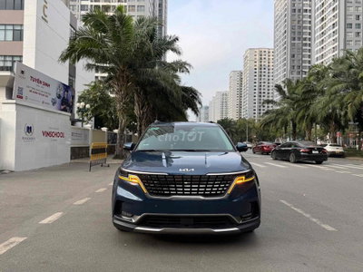 Kia Carnival Signature Xanh