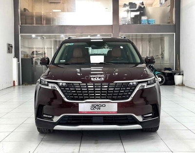 Kia Carnival 2021 2.2D Signature - 35.000km