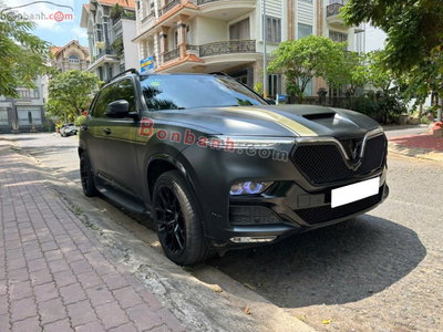 Xe VinFast President 6.2 V8 2020