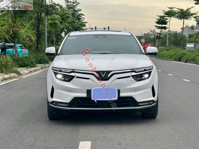 Xe VinFast VF8 Plus AWD 2023