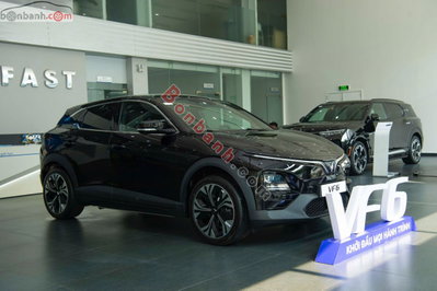 Xe VinFast VF6 Plus 2026