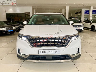 Xe Kia Carnival Signature 2.2D 2021