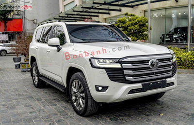 Xe Toyota Land Cruiser 3.5 V6 2022