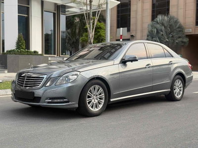 Mercedes Benz E Class 2011 - 138000 km
