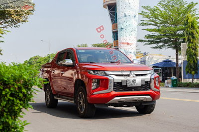 Xe Mitsubishi Triton 4x2 AT Mivec 2021