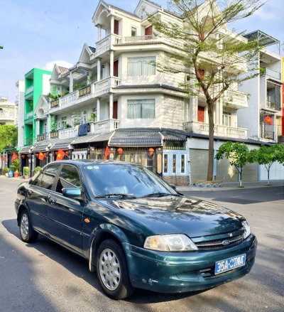 Ford Laser 1999 Xanh đậm xe giữ biển số