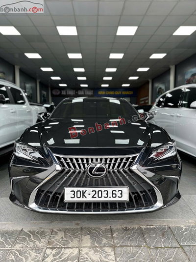Xe Lexus ES 250 2022