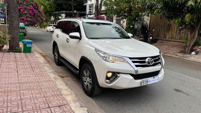 Toyota Fortuner 2020 2.4G 19.000 km, dầu tự động