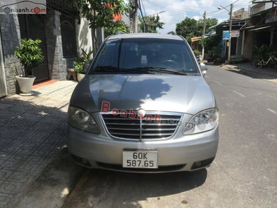 Xe Ssangyong Stavic 2.7 MT 2008