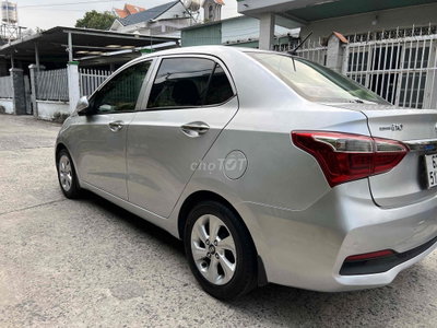 Hyundai Grand i10 2019 Bạc