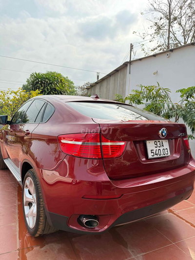 BMW X6 màu Đỏ