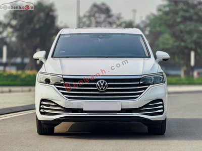 Xe Volkswagen Viloran Luxury 2023